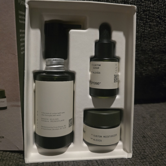 Prose | Custom Skincare Starter Set - Picture 2 of 4